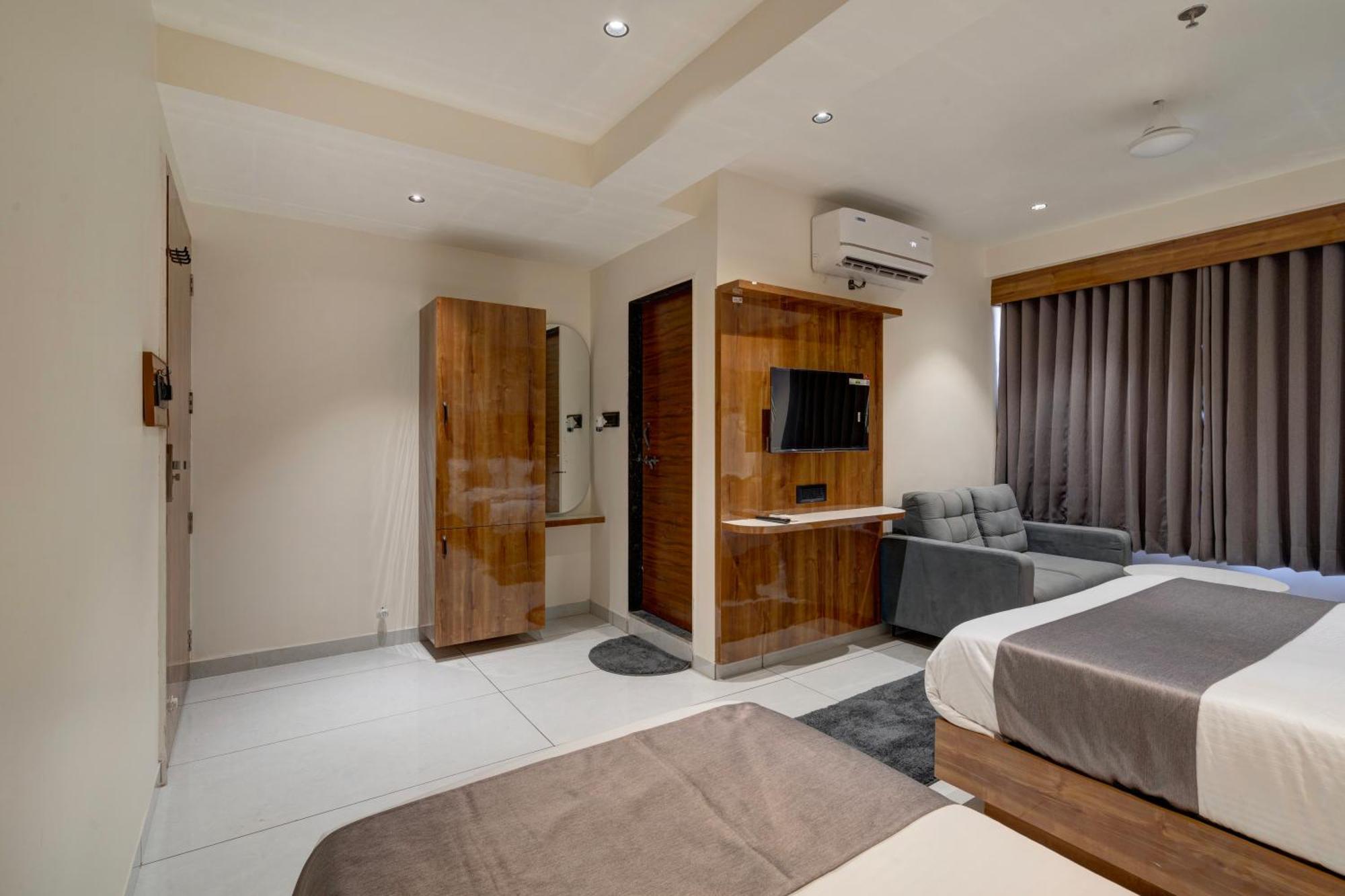 Hotel Shrimad Villa 간디나가르 외부 사진