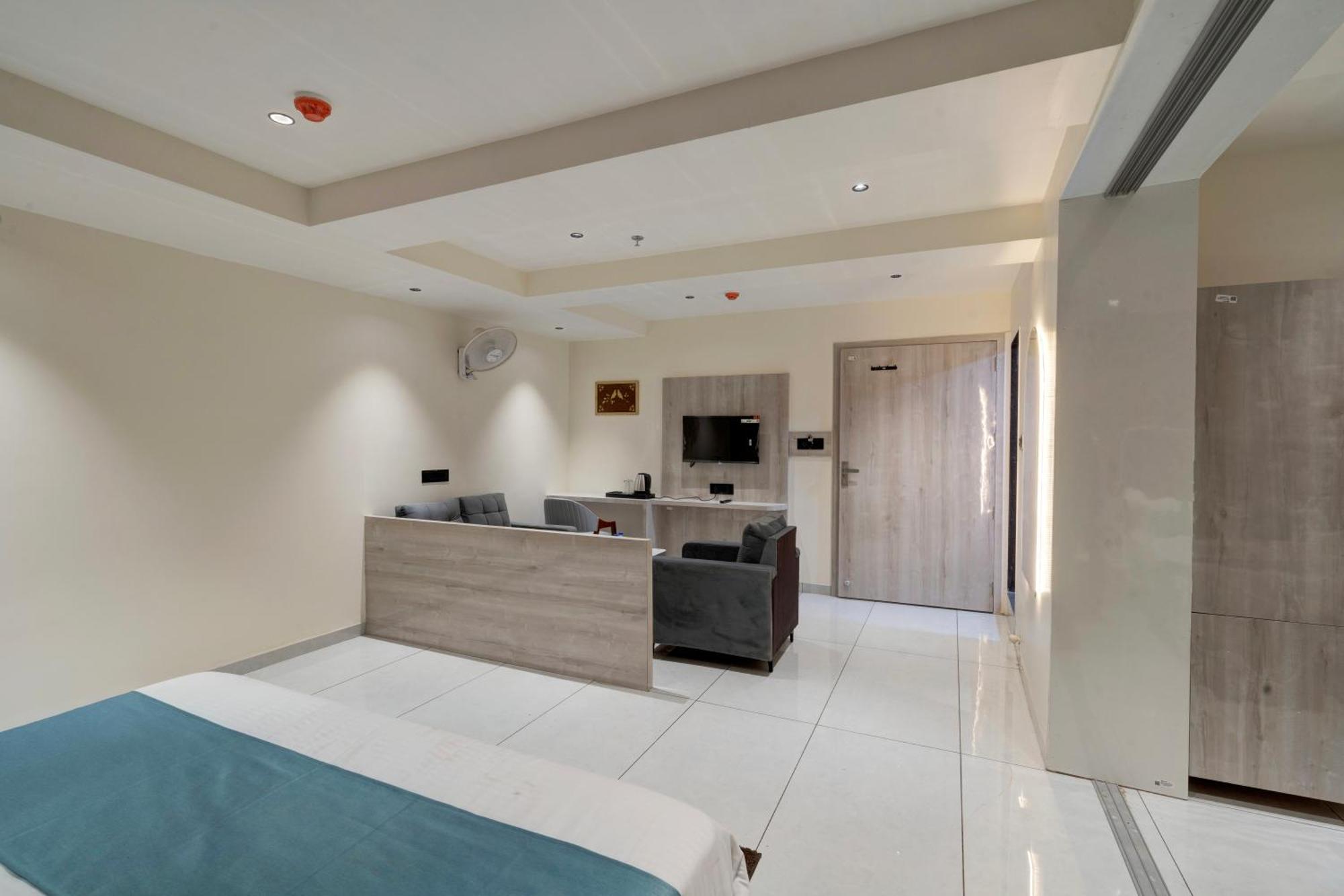 Hotel Shrimad Villa 간디나가르 외부 사진