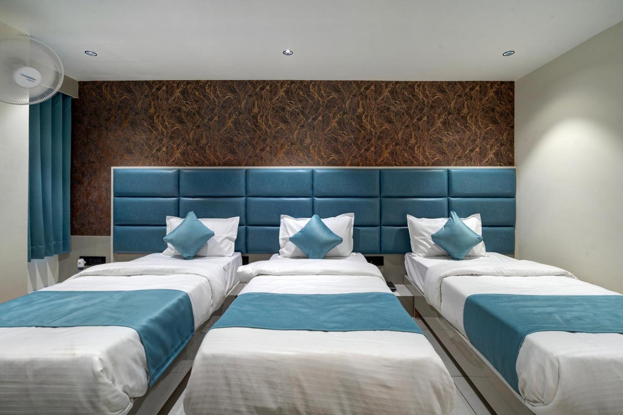 Hotel Shrimad Villa 간디나가르 외부 사진