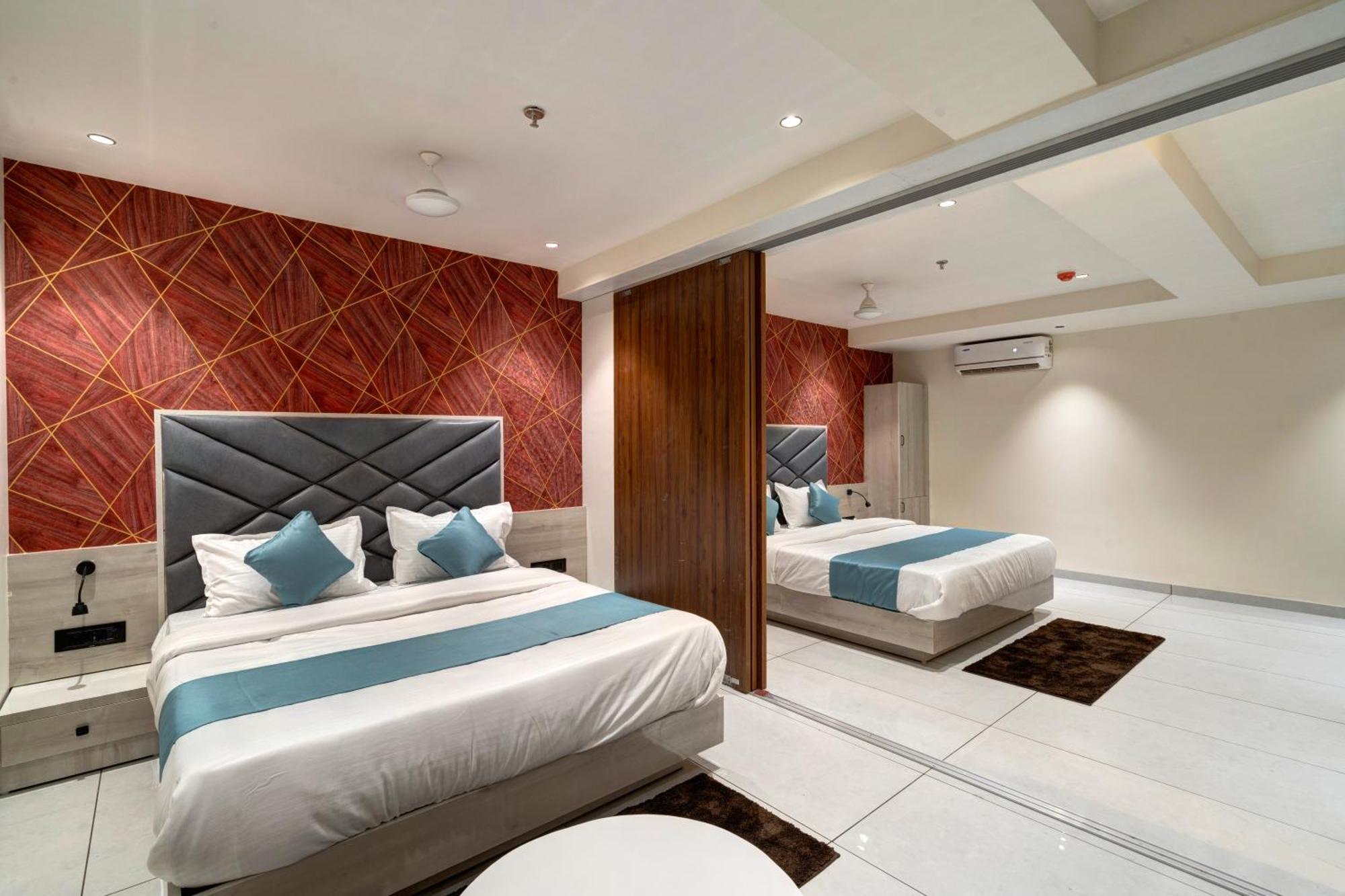 Hotel Shrimad Villa 간디나가르 외부 사진