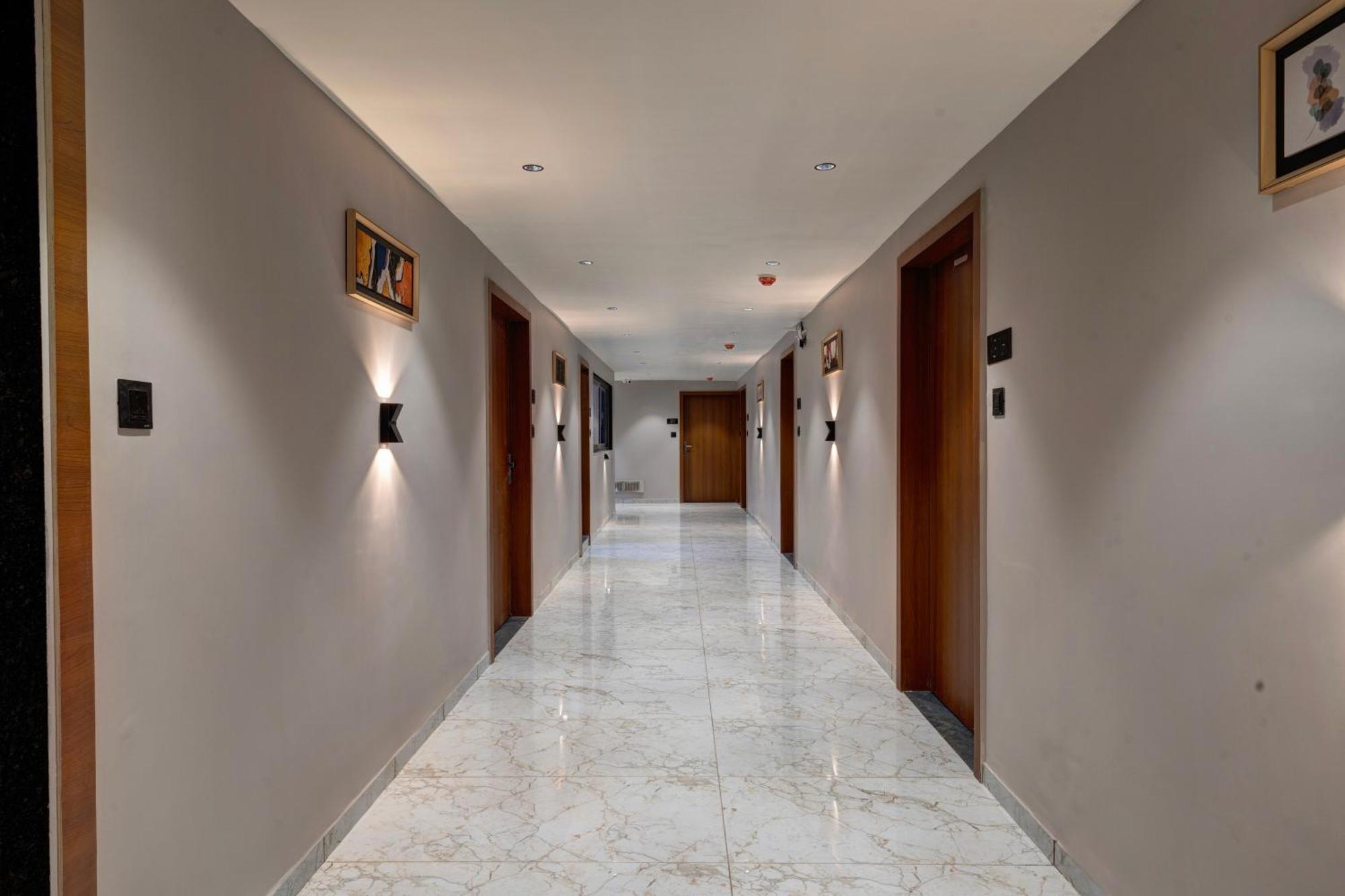 Hotel Shrimad Villa 간디나가르 외부 사진